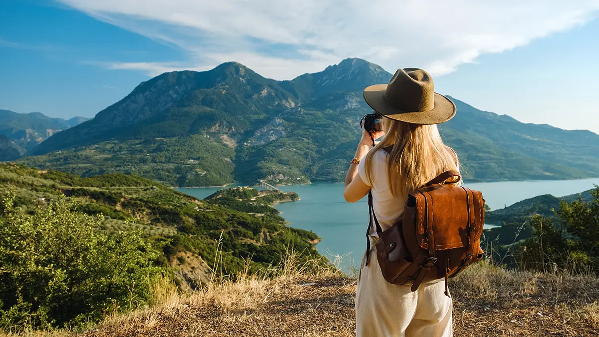 solo travel tips