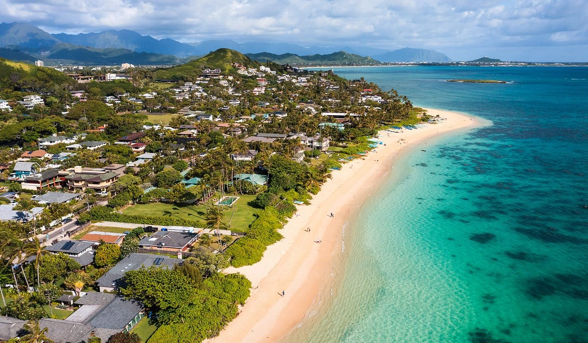 1. Waikiki Beach (Oahu)