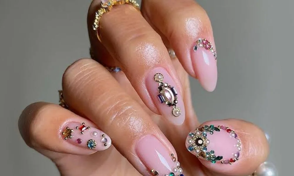 Pink shade Nails with Rhinestones