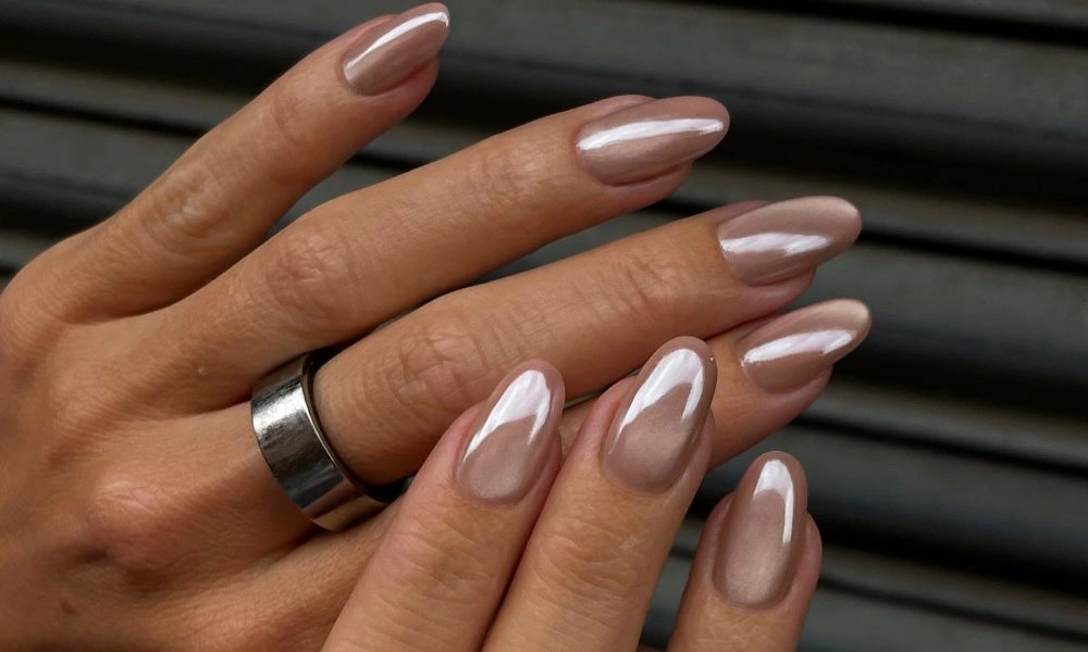 Dark Chrome Nail Ideas