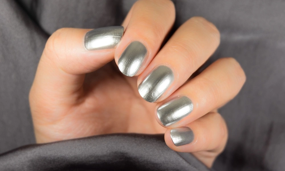 Classic Silver Chrome Nails